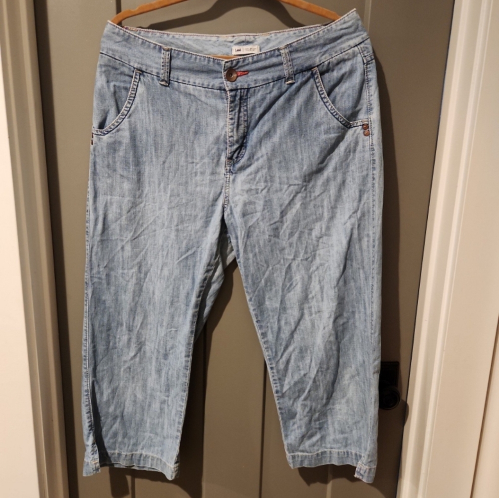Lee capri jeans sz 12.